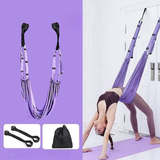 Hamac de yoga aérien - installé pour une séance de pilates